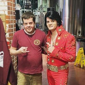 Meet your Posher, Cory